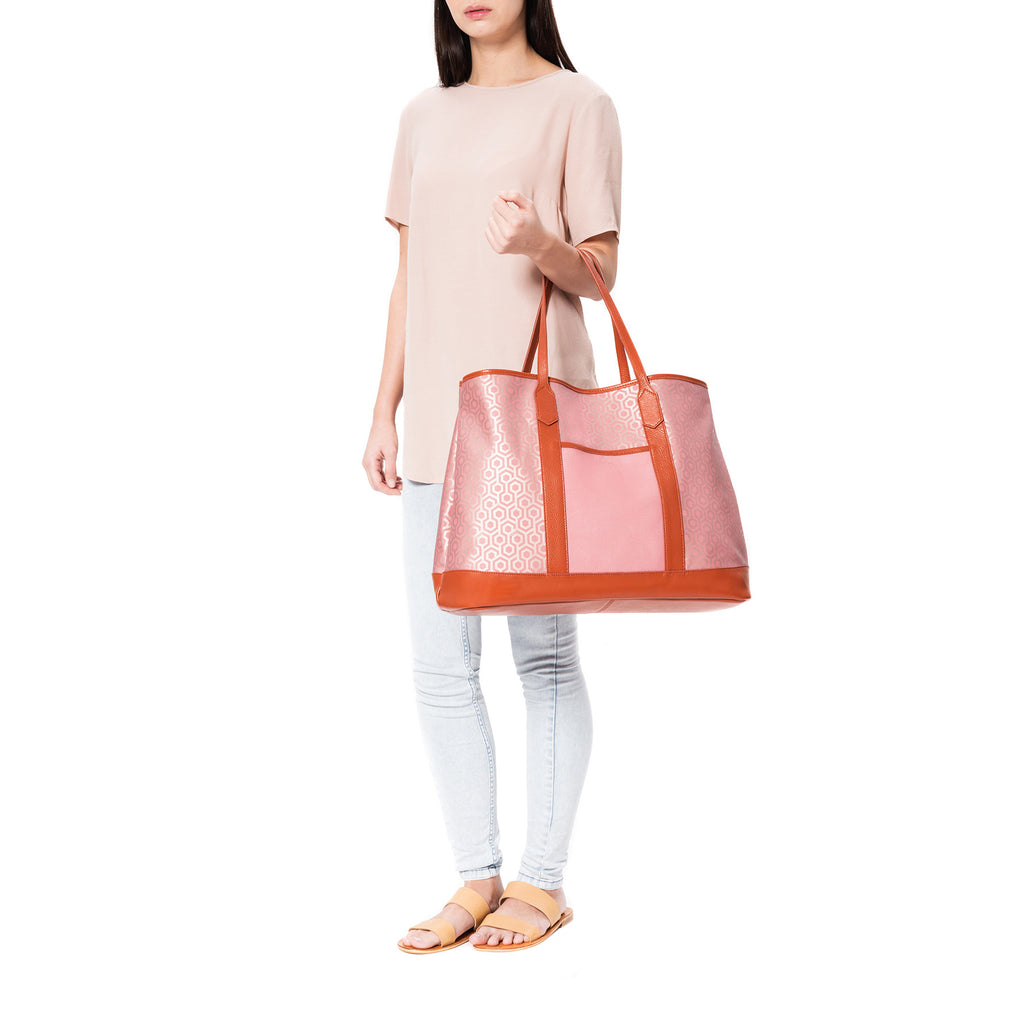 Mischa Bucket Tote - Rose (model shot)