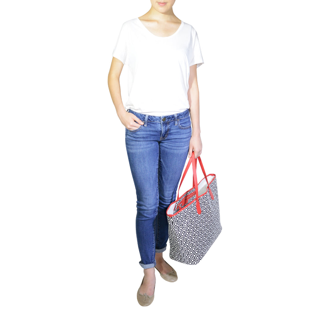 MISCHA Jet Set Tote - Classic Red (model)